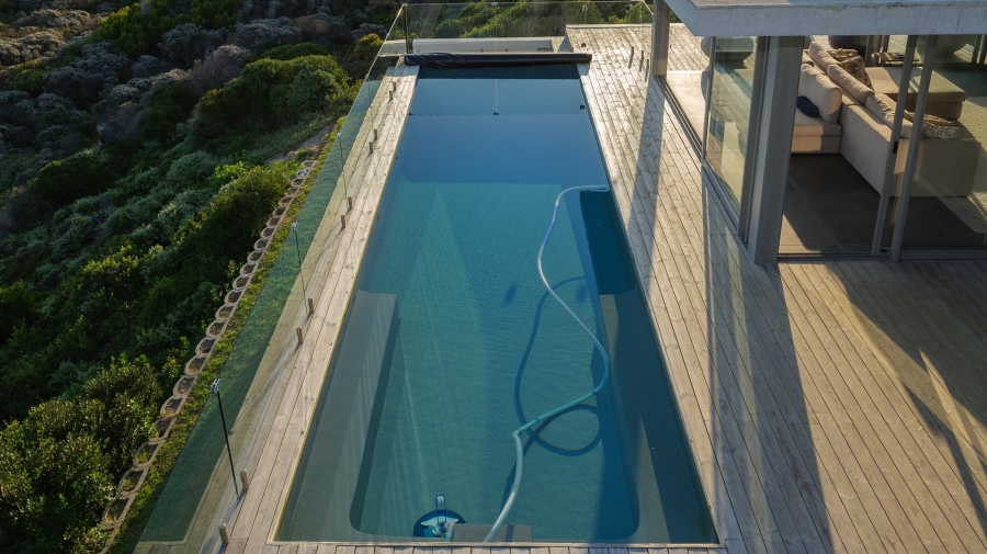 5 Bedroom Property for Sale in Suiderstrand Western Cape